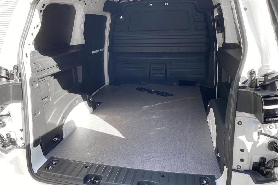 VW ID. Buzz 79 Cargo Comfort+