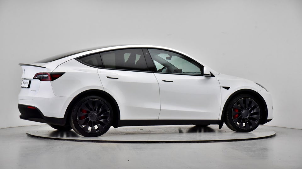 Tesla Model Y Performance AWD 5d