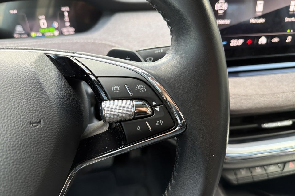 Skoda Enyaq 80 iV Lodge 5d