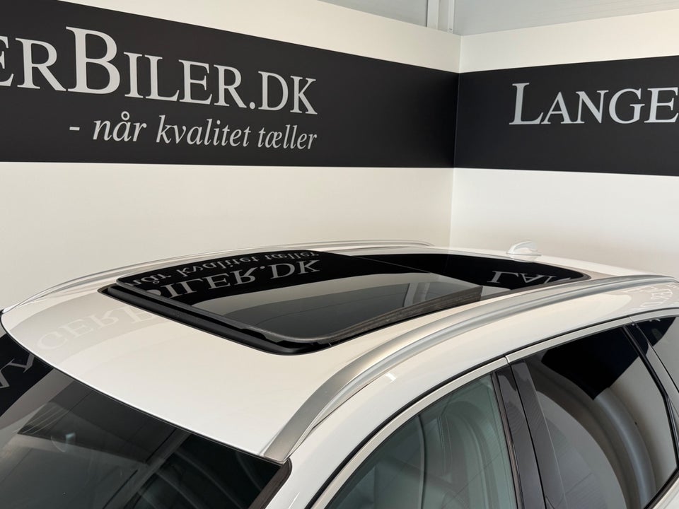 Volvo XC60 2,0 T8 407 R-Design aut. AWD 5d