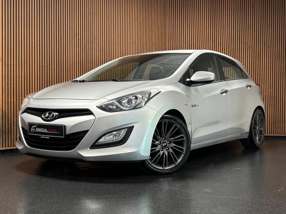 Hyundai i30 1,6 GDi Comfort Eco 3d