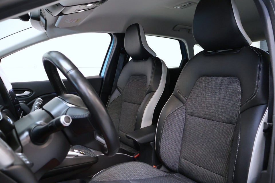 Renault Captur 1,6 E-Tech Intens 5d