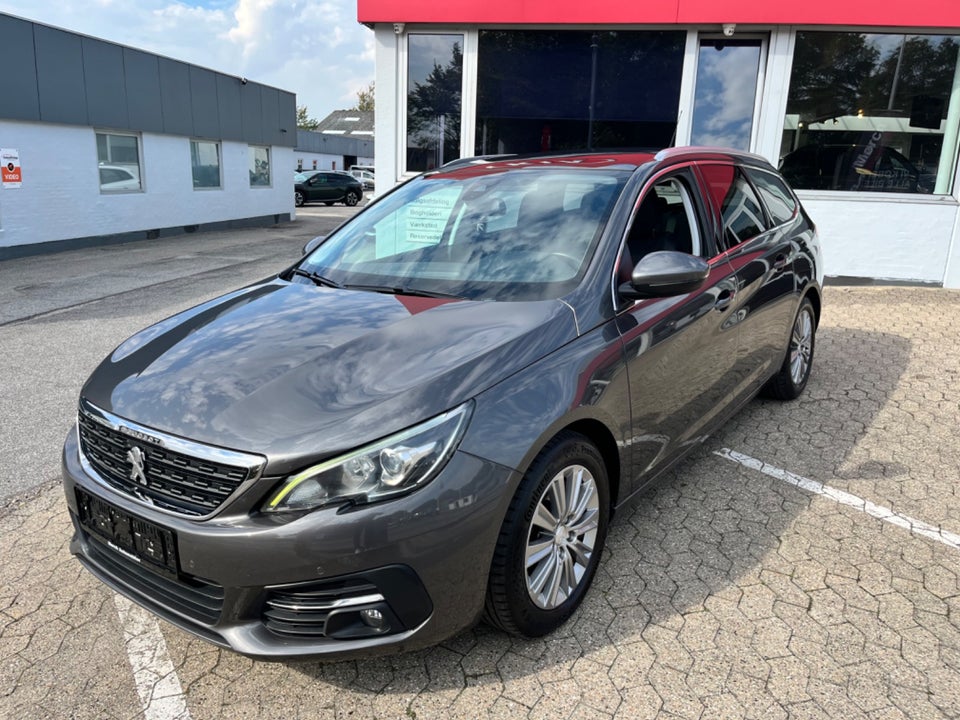 Peugeot 308 1,6 BlueHDi 120 Allure Sky SW 5d