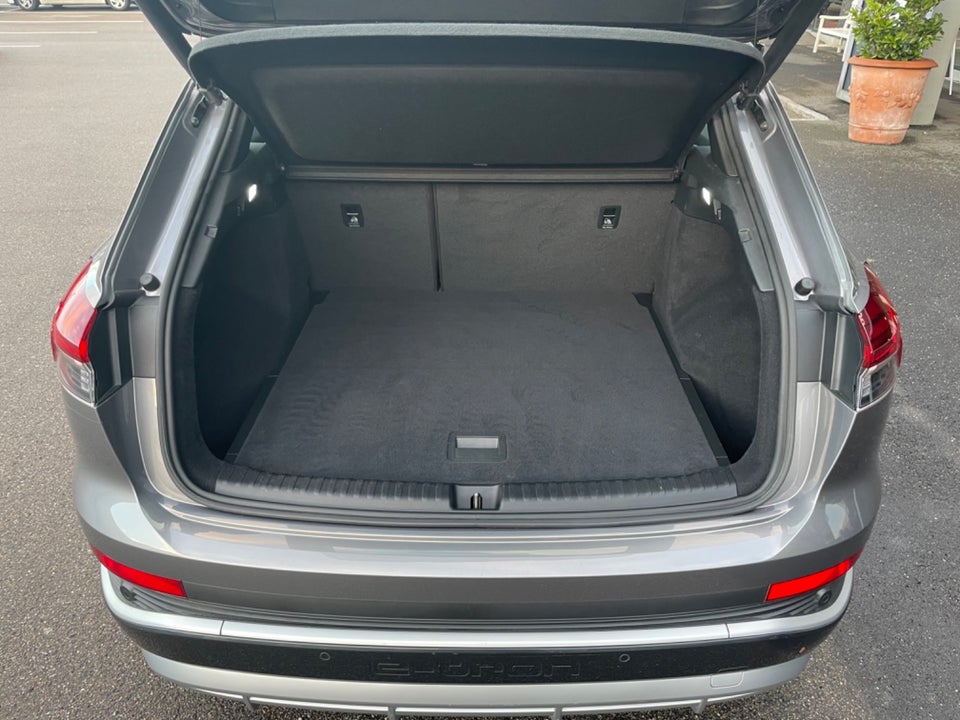 Audi Q4 e-tron 40 S-line 5d