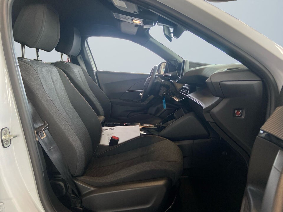 Peugeot e-2008 54 Style 5d