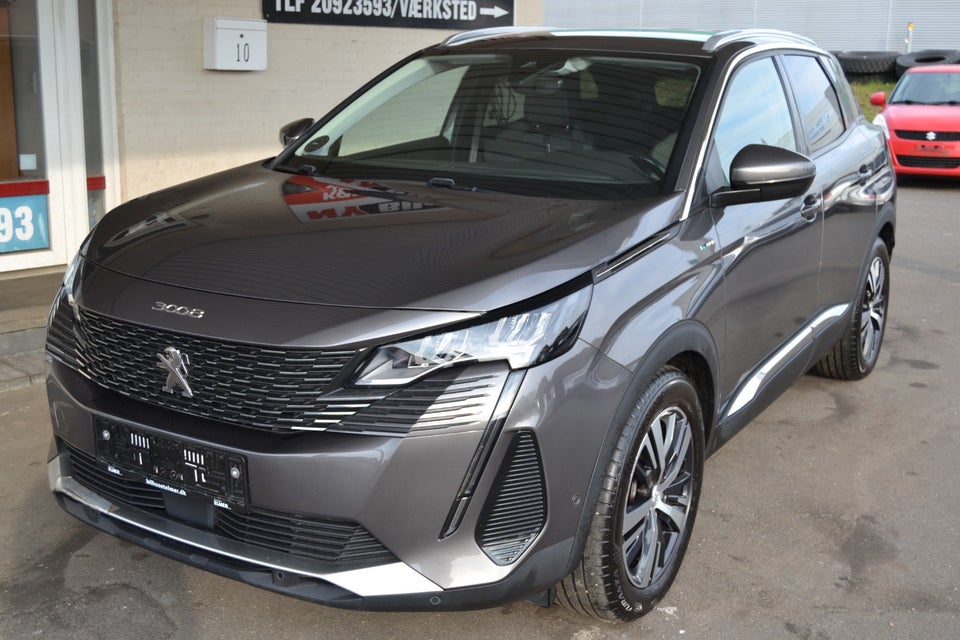 Peugeot 3008 1,6 Hybrid First Selection EAT8 5d