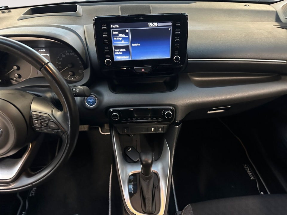 Toyota Yaris 1,5 Hybrid Active Tech+ e-CVT 5d