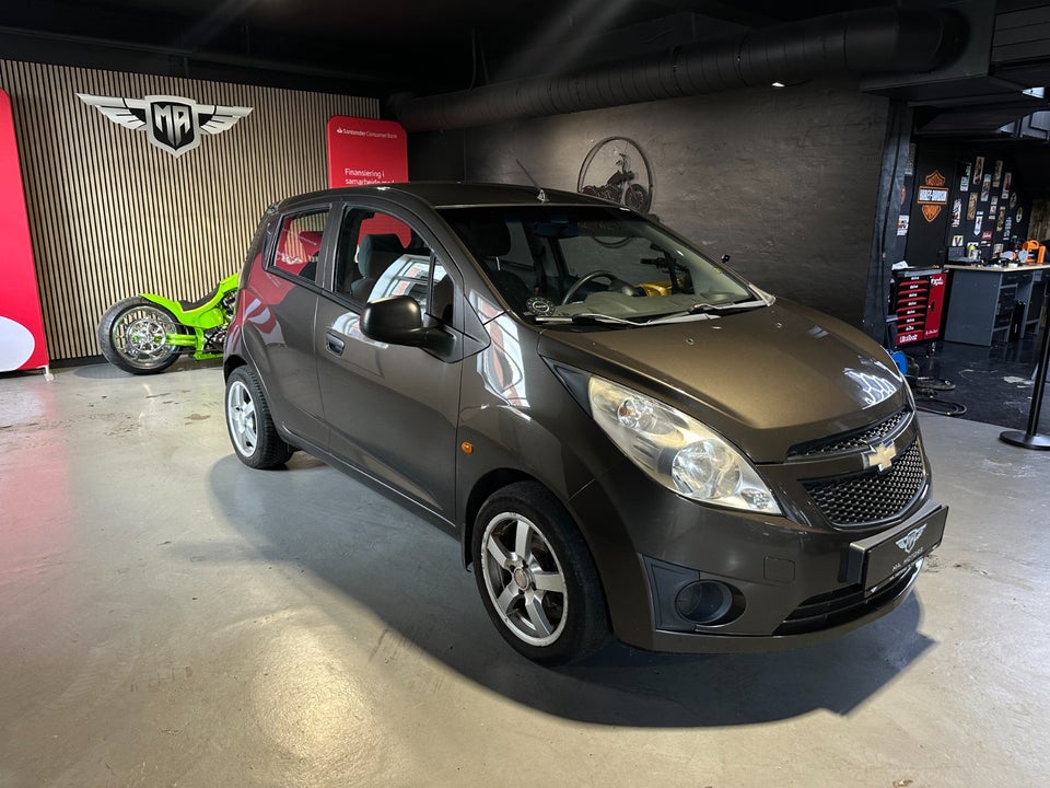 Chevrolet Spark 1,0 LS 5d