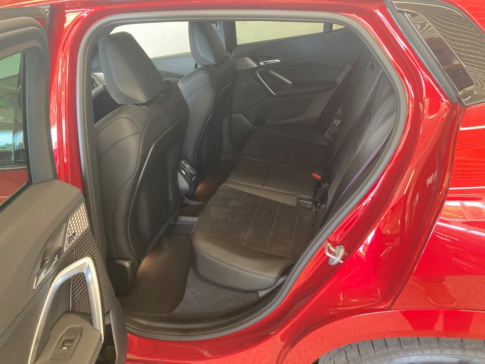 BMW iX2 xDrive30 M-Sport 5d