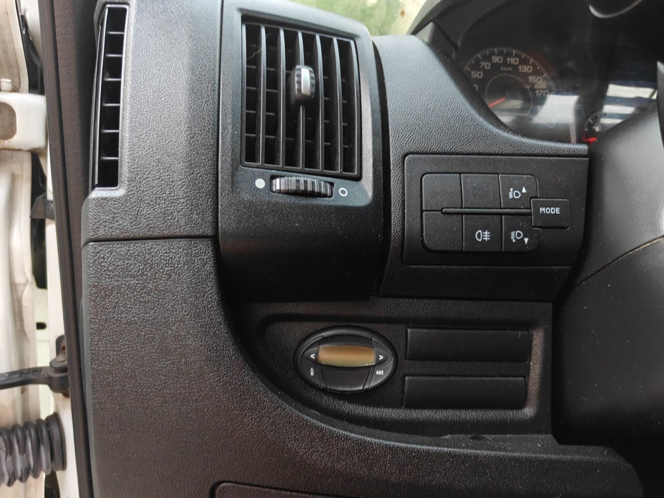 Peugeot Boxer 335 2,2 HDi 130 Ladvogn L3 2d