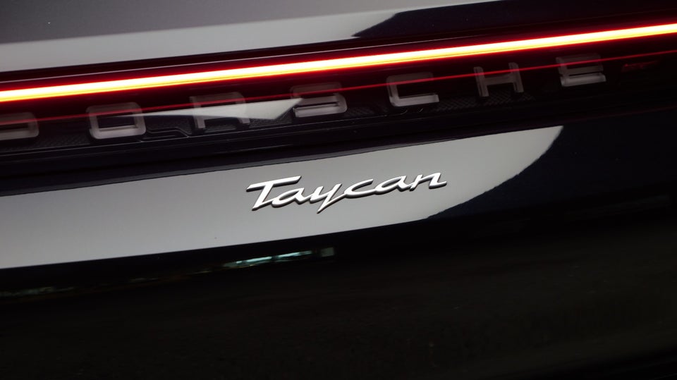 Porsche Taycan Sport Turismo 5d