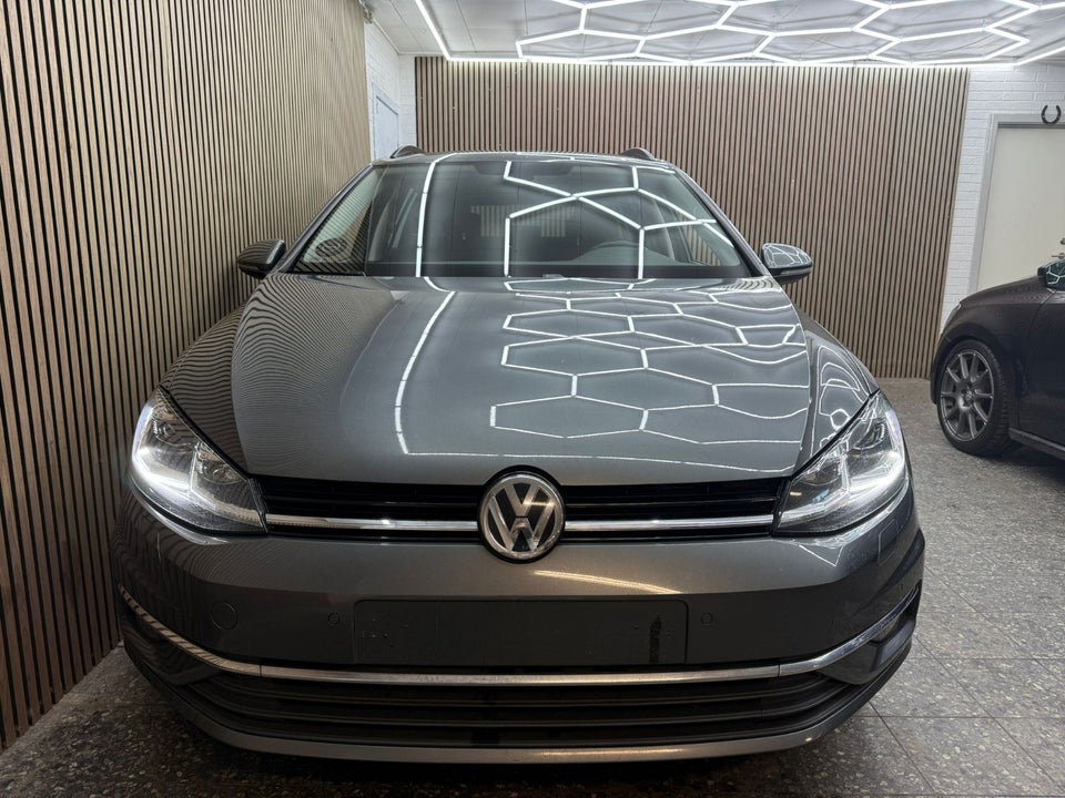 VW Golf VII 1,6 TDi 115 Comfortline Variant DSG 5d