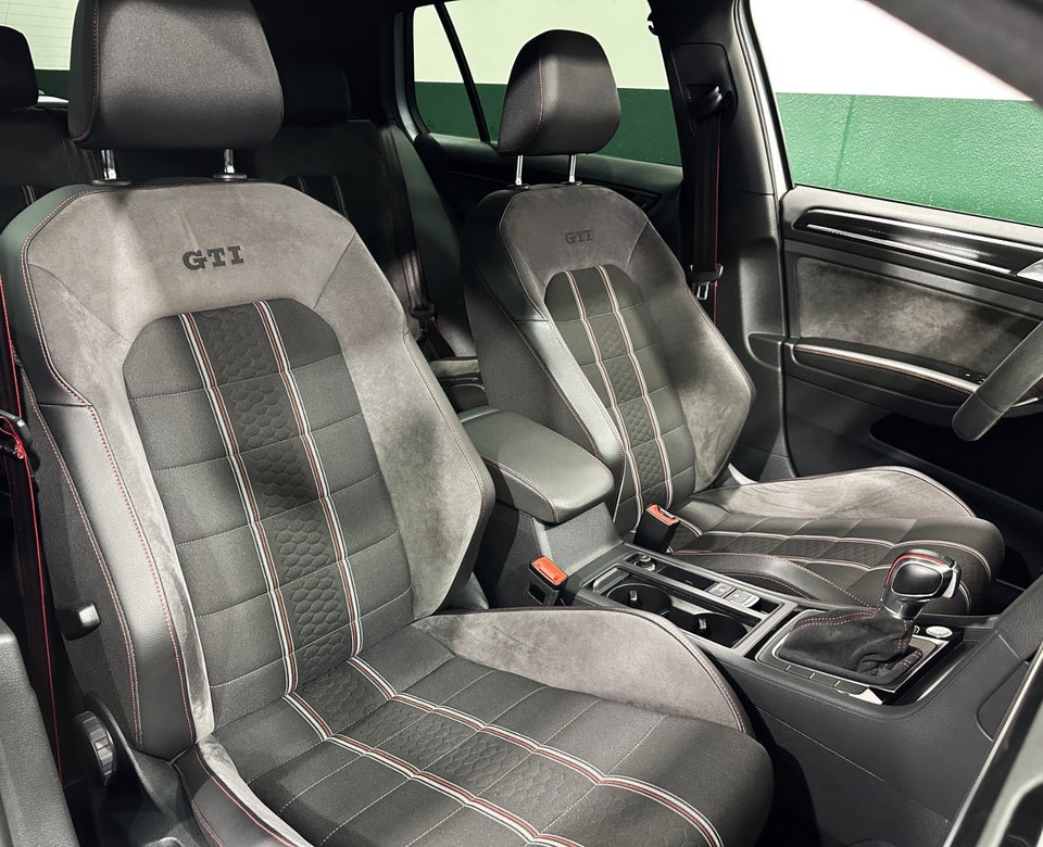 VW Golf VII 2,0 GTi Clubsport DSG 5d