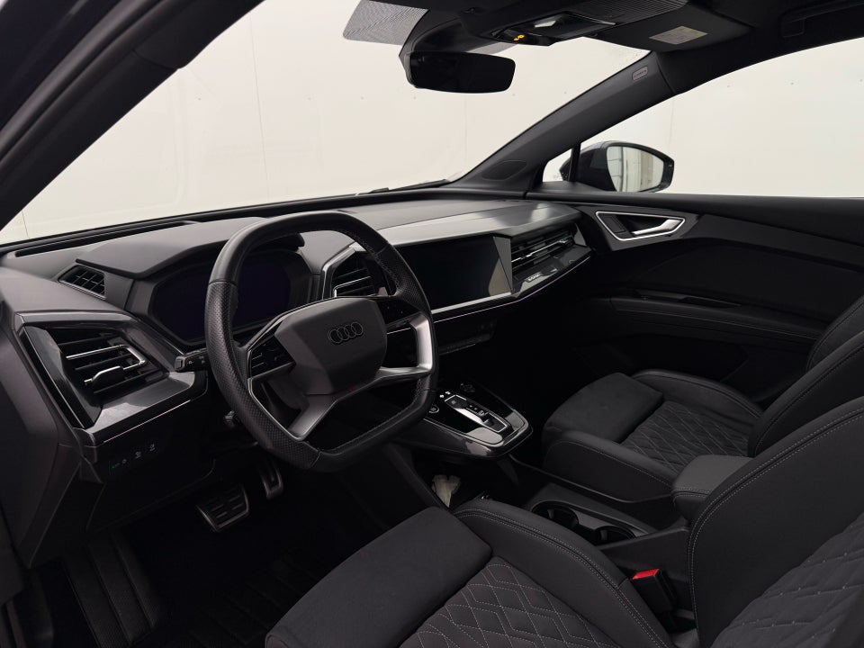Audi Q4 e-tron 45 Attitude S-line Sportback quattro 5d