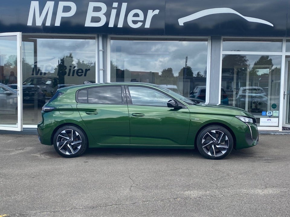 Peugeot 308 1,6 Hybrid First Selection EAT8 5d