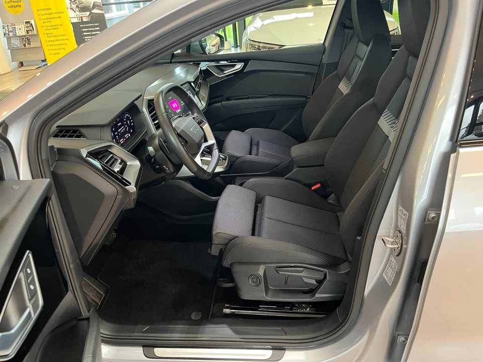 Audi Q4 e-tron 45 S-line 5d