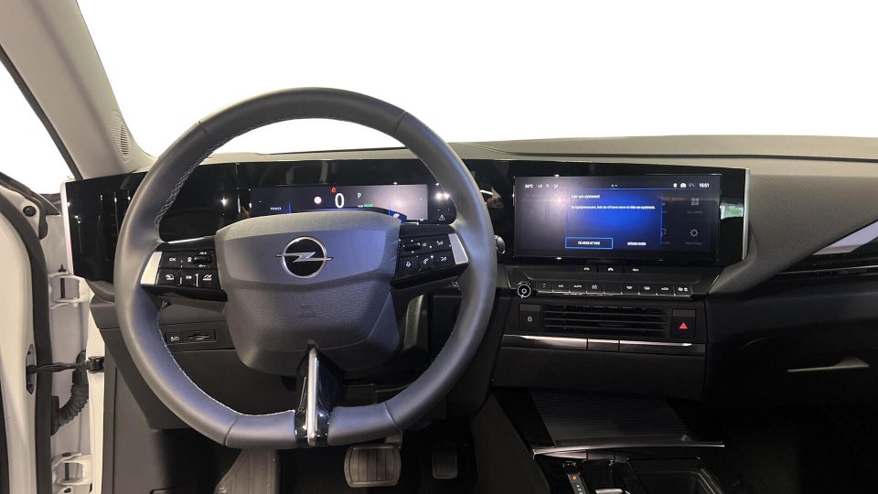 Opel Astra-e 54 GS 5d