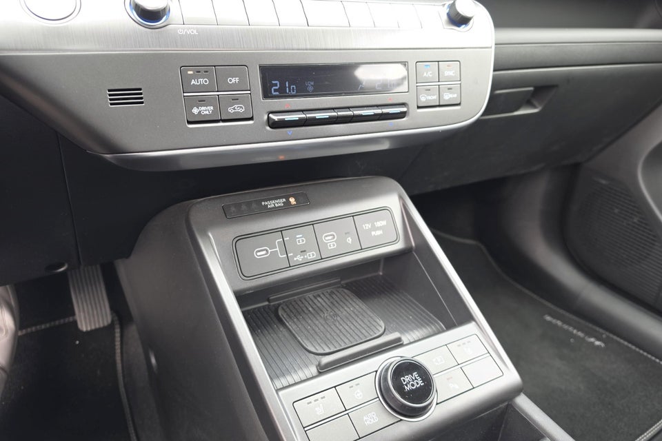 Hyundai Kona 65 EV Essential 5d