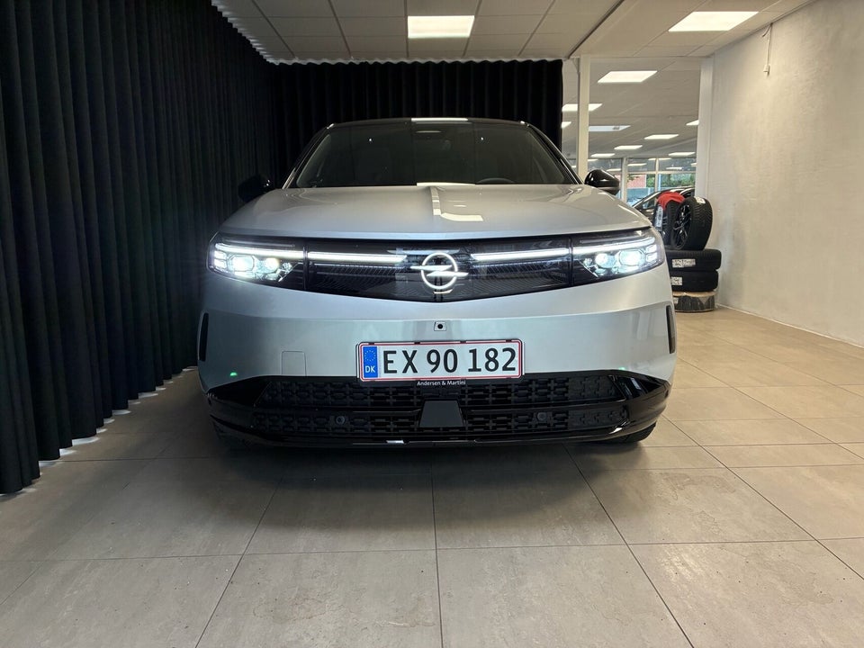 Opel Grandland-e 73 GS 5d