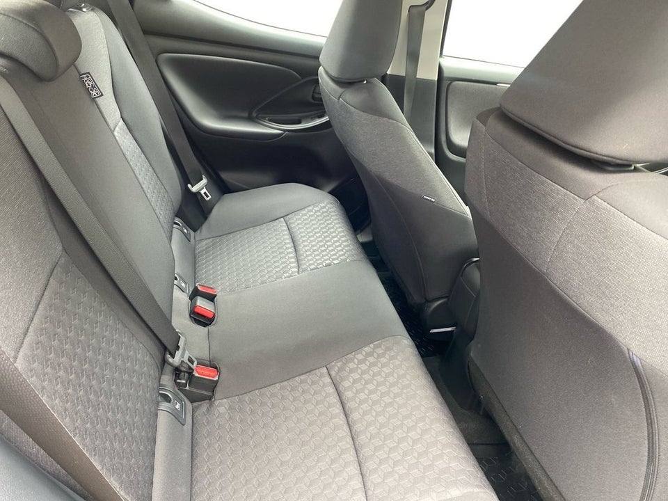 Toyota Yaris 1,5 Hybrid Active Tech+ e-CVT 5d