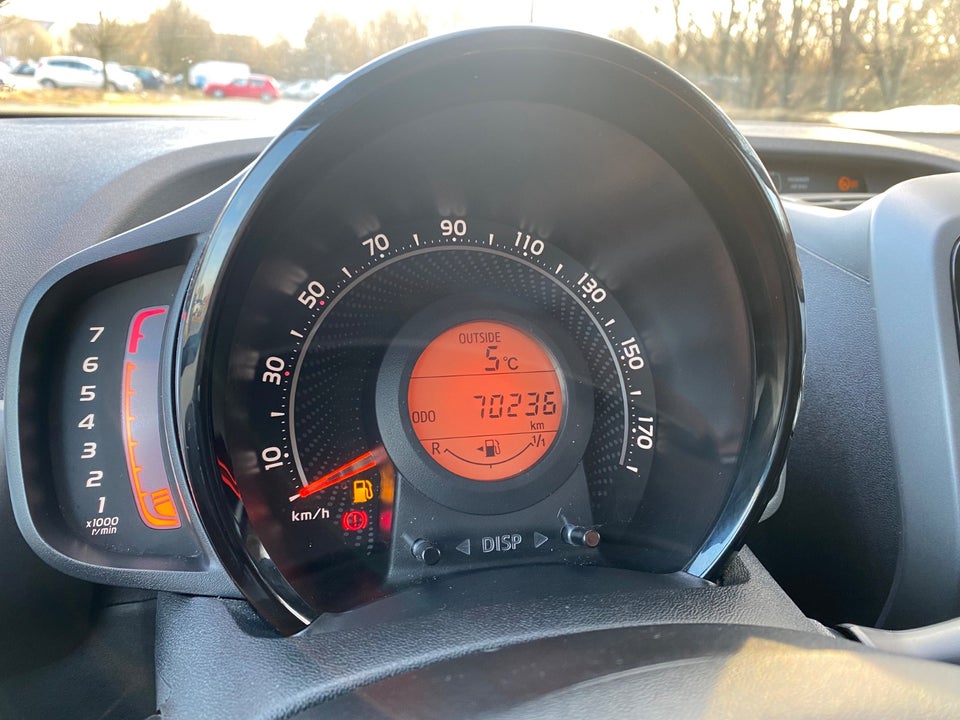 Toyota Aygo 1,0 VVT-i x-clusiv 5d