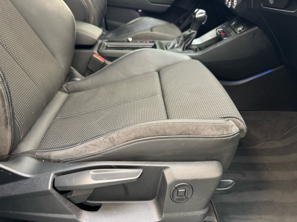 Audi Q3 45 TFSi e S-line plus S-tr. 5d