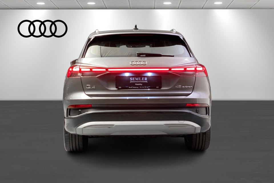 Audi Q4 e-tron 45 Progress 5d