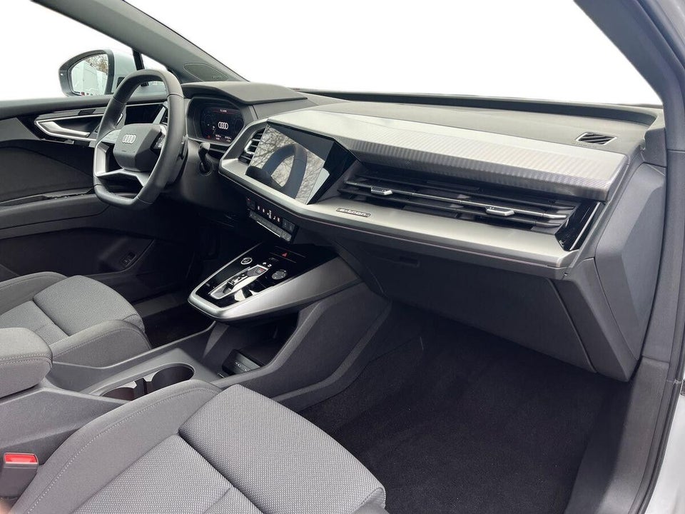 Audi Q4 e-tron 45 S-line 5d