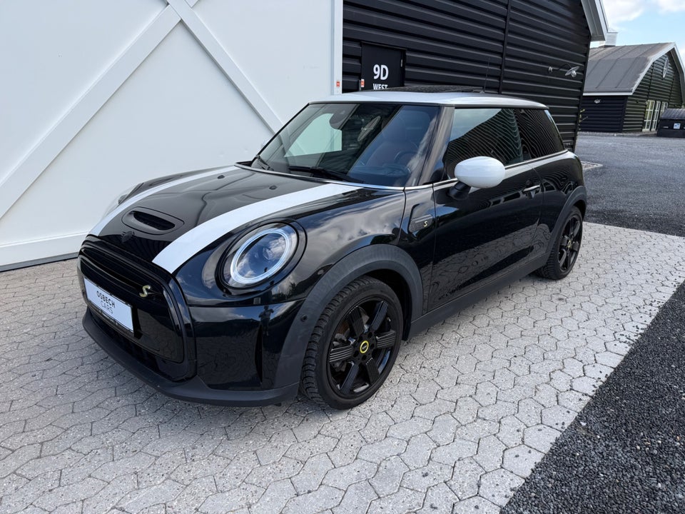 MINI Cooper SE Maximise 3d