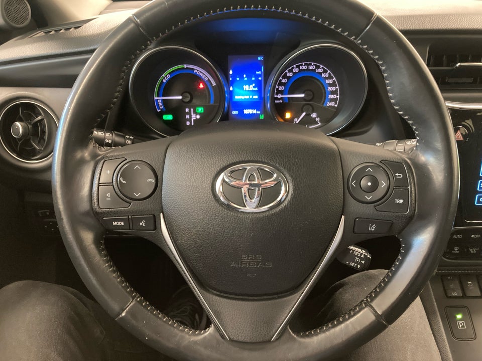 Toyota Auris 1,8 Hybrid H2 Comfort Touring Sports CVT 5d