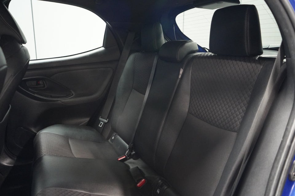 Toyota Yaris 1,5 Hybrid H3 Style e-CVT 5d