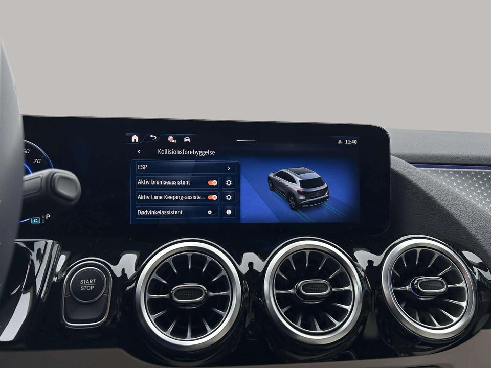 Mercedes EQA300 Progressive Advance 4Matic 5d