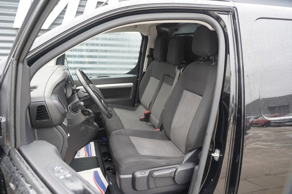 Peugeot Expert 2,0 BlueHDi 144 L3 Plus Van