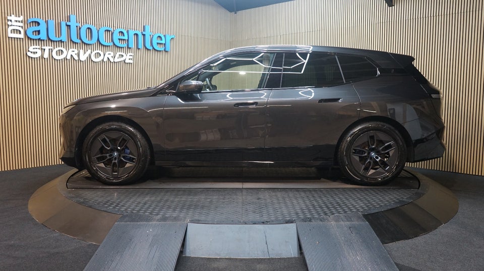 BMW iX xDrive40 Sport Line 5d