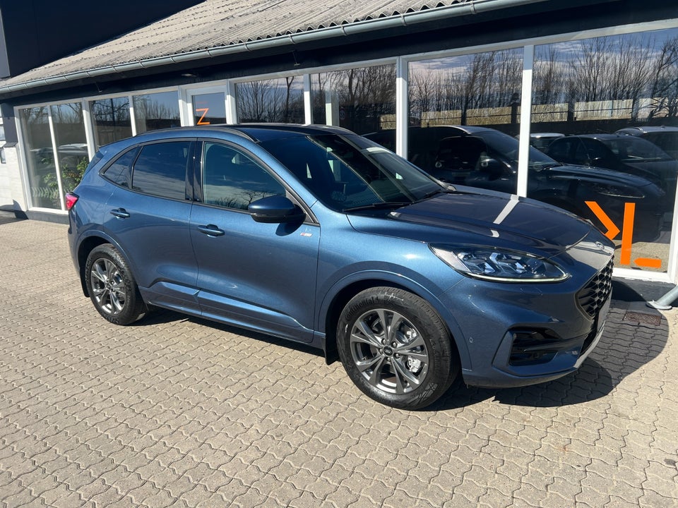 Ford Kuga 2,5 PHEV ST-Line X CVT 5d
