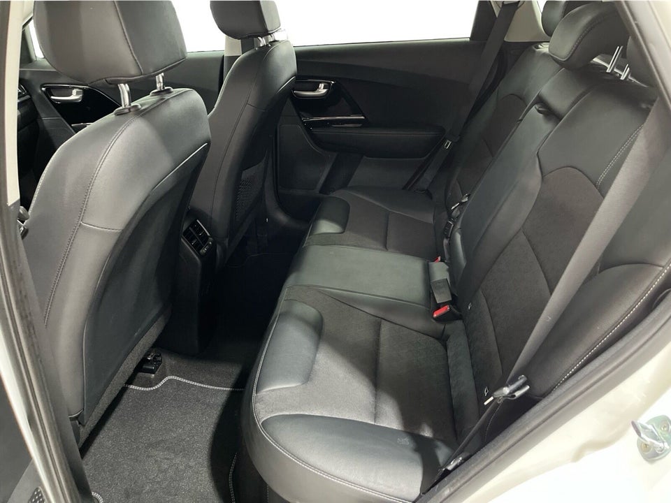 Kia Niro 1,6 PHEV Advance DCT 5d