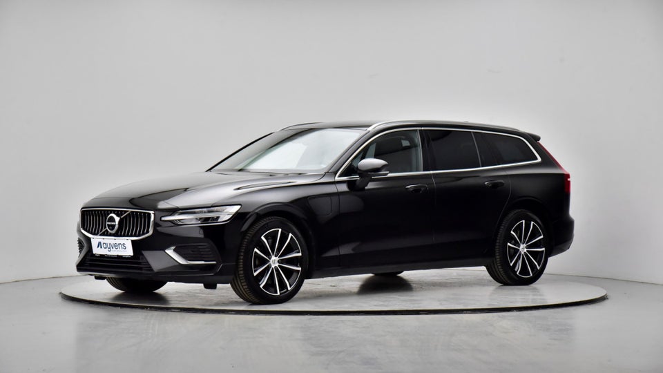 Volvo V60 CC 2,0 B5 250 Plus Bright aut. AWD 5d