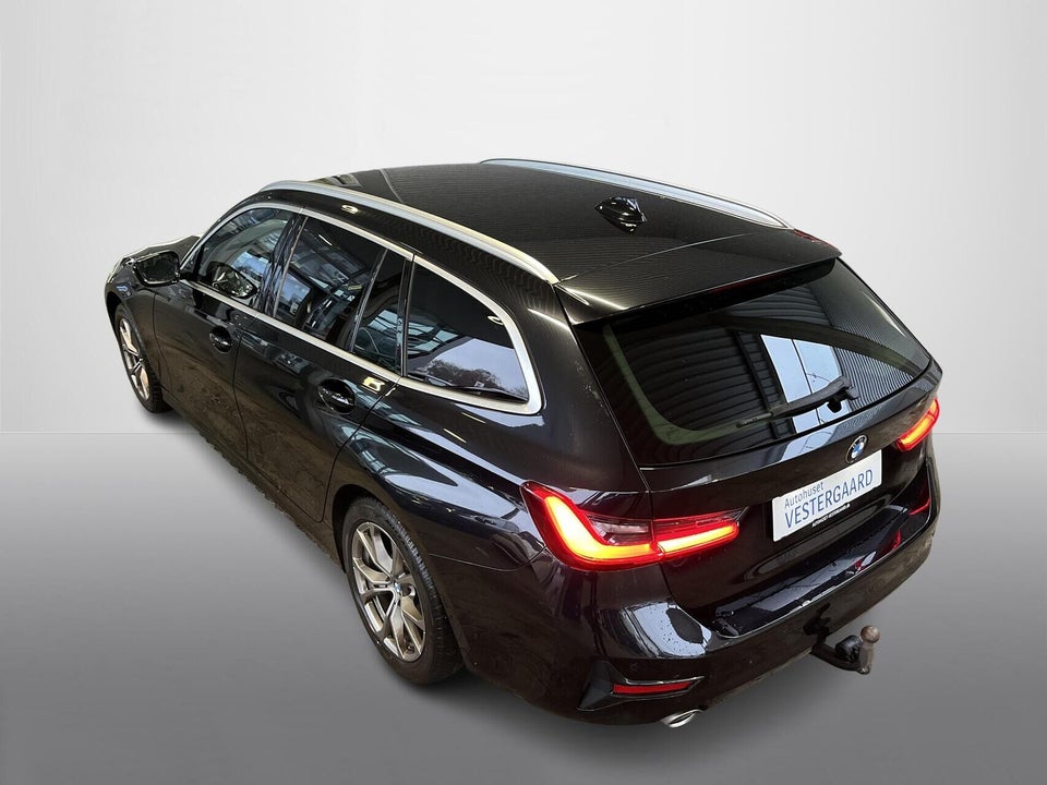 BMW 320d 2,0 Touring Connected aut. 5d