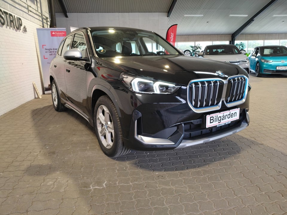 BMW iX1 xDrive30 5d