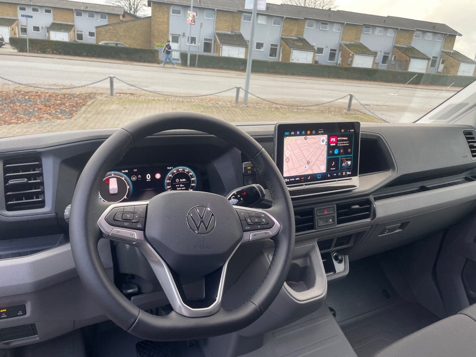 VW Crafter 35 2,0 TDi 177 Kassevogn L3H3 aut.