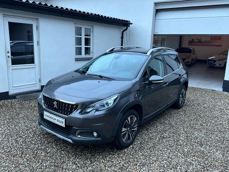 Peugeot 2008 1,2 PureTech 82 Selection Sky 5d