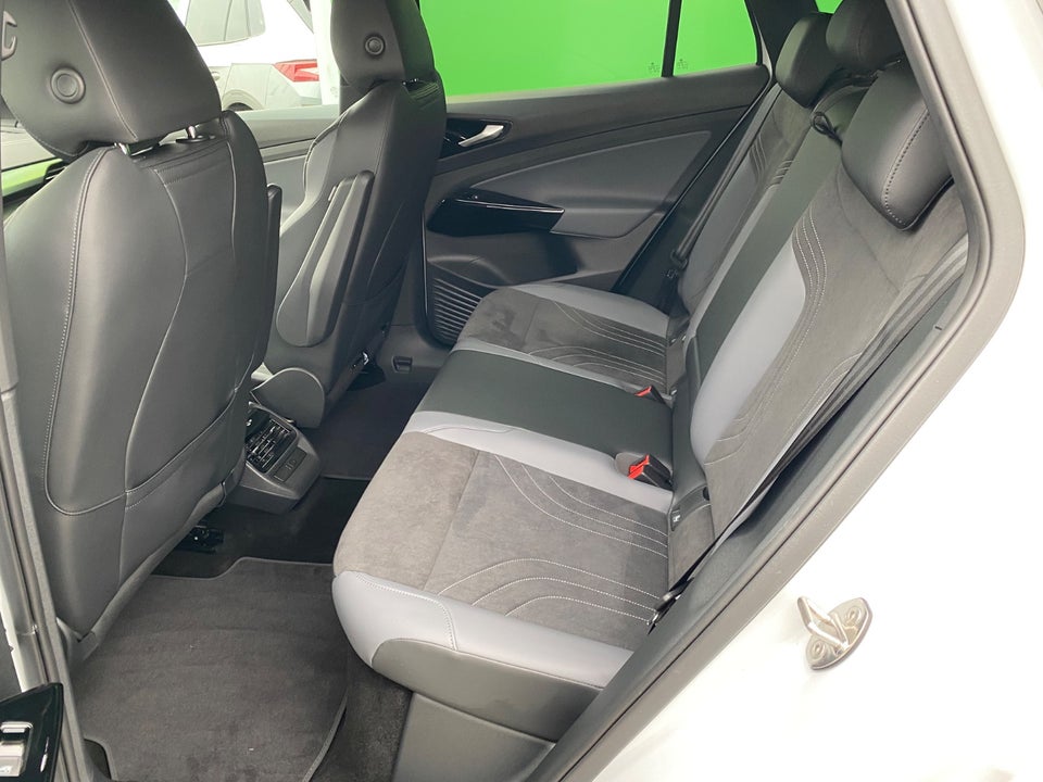 VW ID.5 77 Style+ 5d