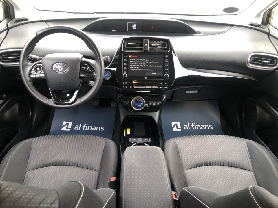 Toyota Prius 1,8 Plug-in Hybrid H3 Smart MDS 5d