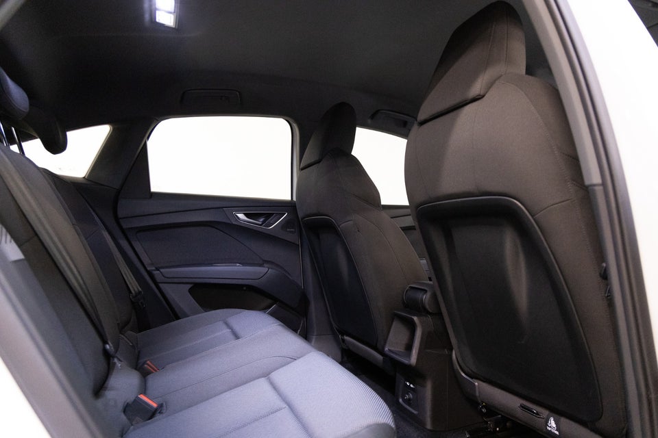 Audi Q4 e-tron 40 S-line Sportback 5d