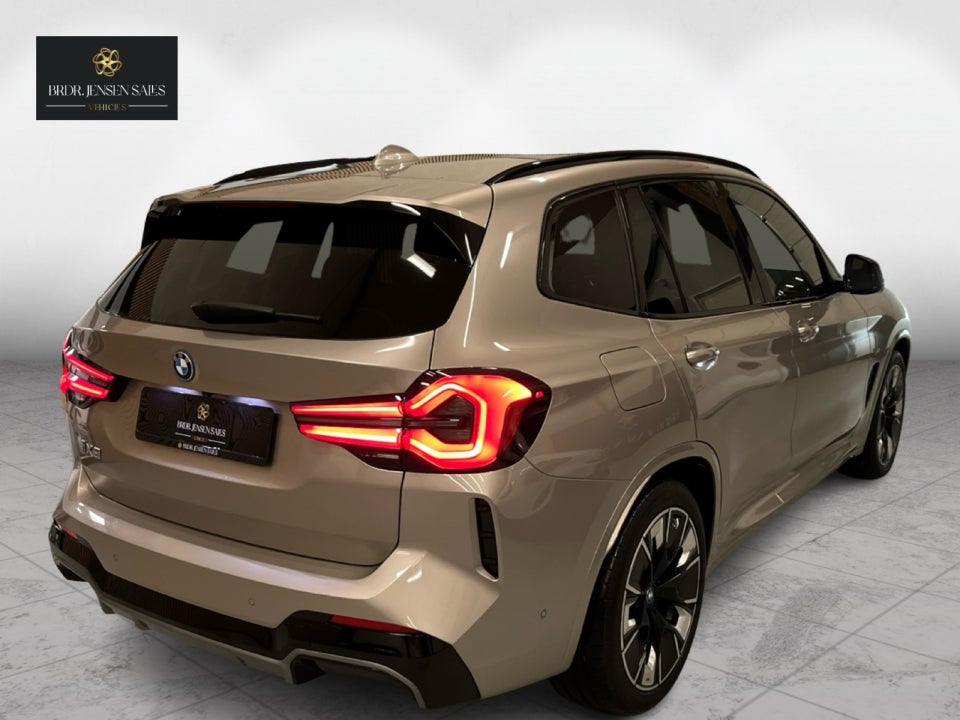 BMW iX3 Charged Plus M-Sport 5d