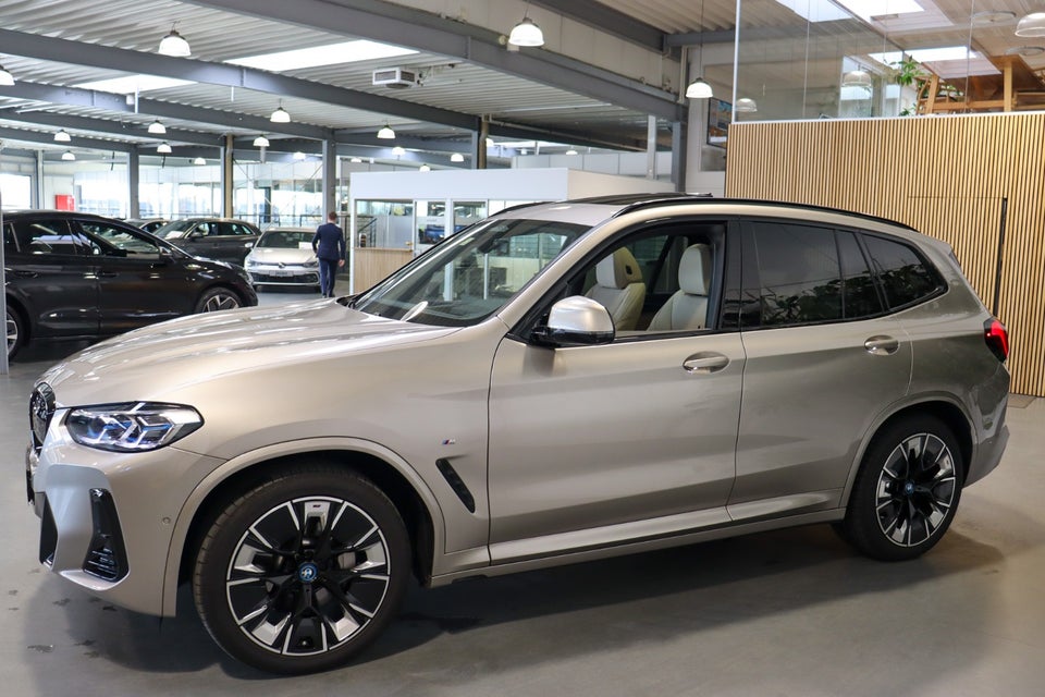 BMW iX3 Charged Plus M-Sport 5d