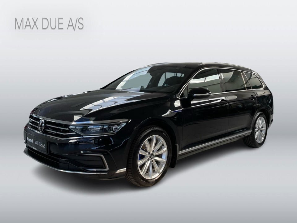 VW Passat 1,4 GTE High Variant DSG 5d