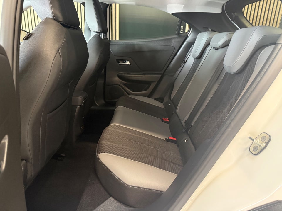 Opel Mokka-e 50 Elegance 5d