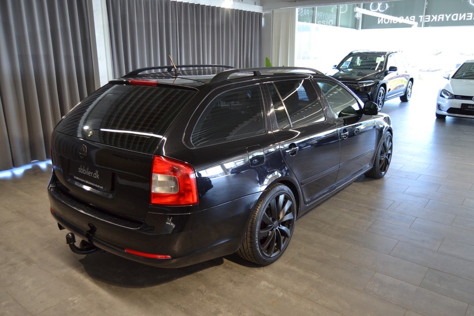 Skoda Octavia 1,8 TSi 160 Ambiente Combi 5d