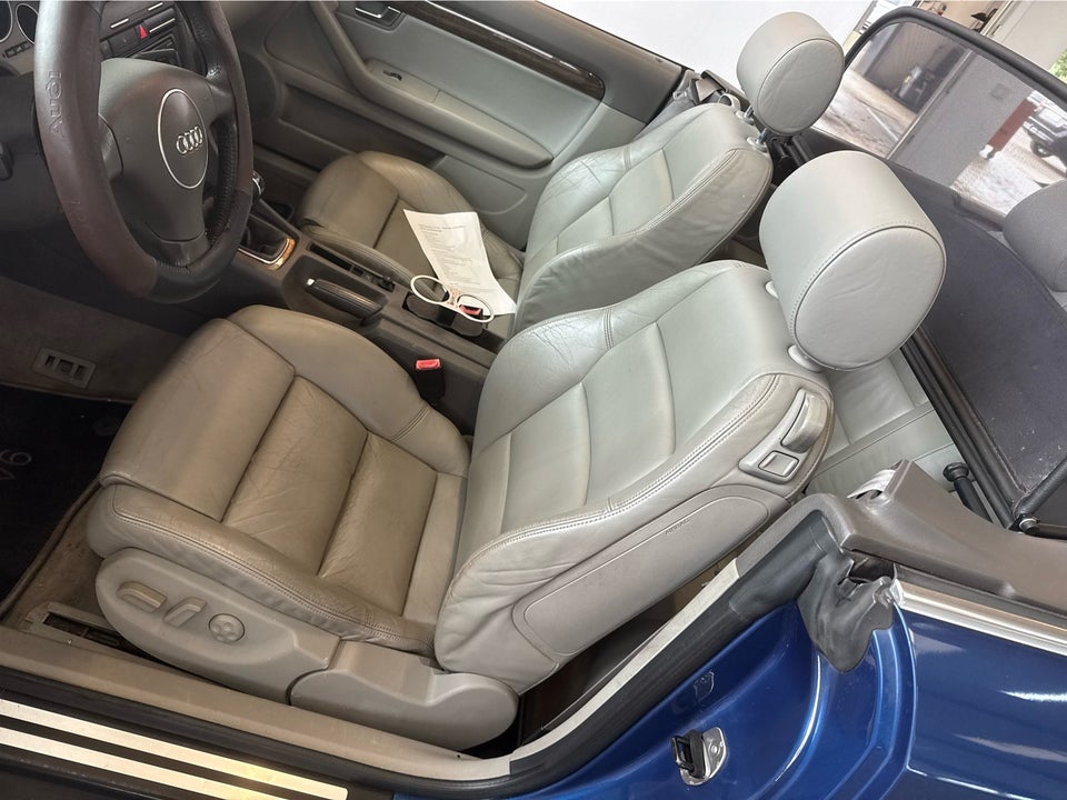 Audi A4 2,4 V6 Cabriolet 2d